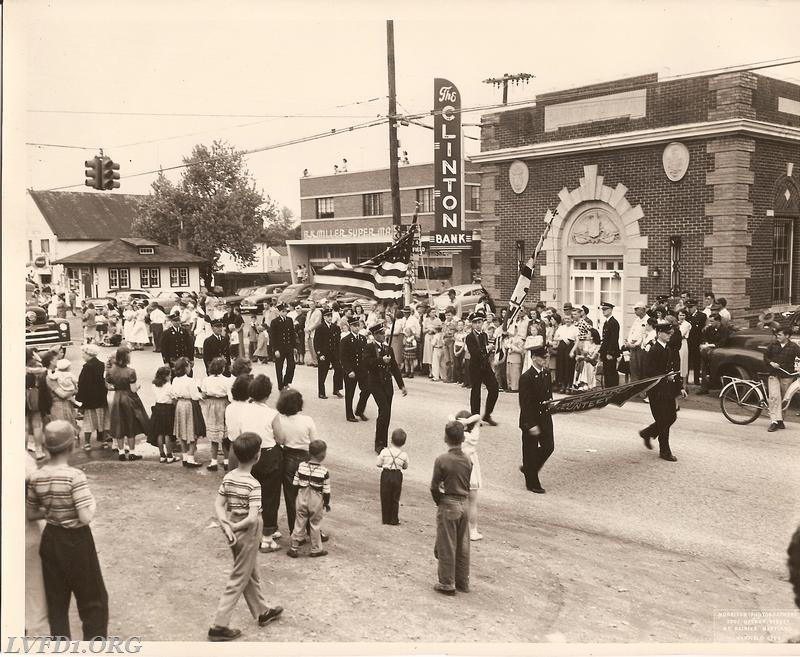 1952: Parade in Clinton 